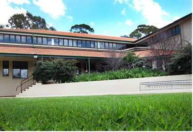Roseville College - Education WA 6