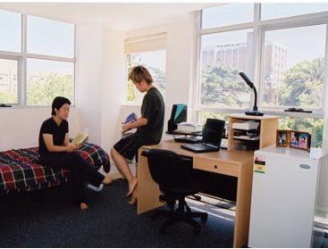 Carlton Melbourne College - Education WA 2
