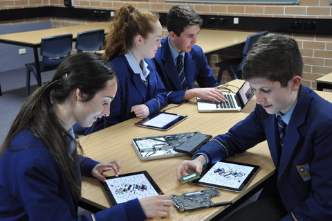 Gilroy Catholic College - Education WA 3