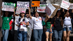 Anti-ICE walkout exposes how school district 'failed' parents, risked student safety: 'Broken my trust' Education WA